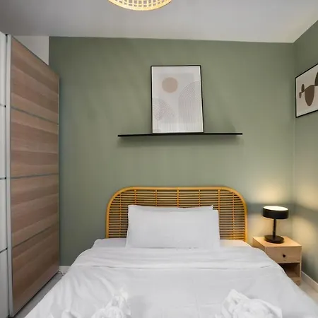 Confort Entre Versailles & Paris - Calme Et 2 Equipees 아파트 르포트말리